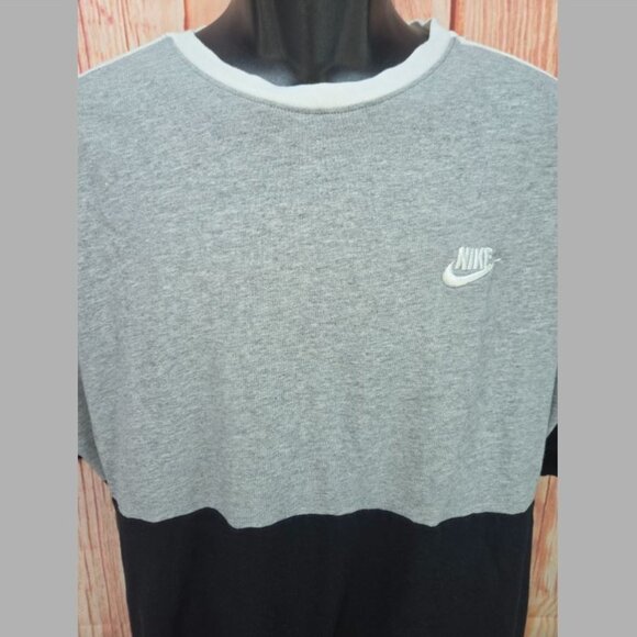 Nike Mens Colorblock T-Shirt Size Medium Gray & Black - Picture 3 of 8